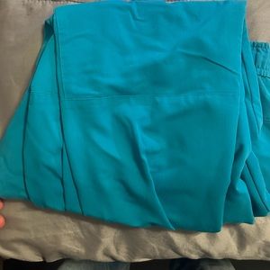 Size large men’s Fig’s scrub bottoms